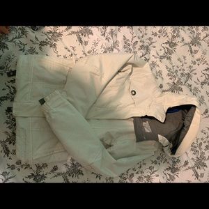 Name brand snowboard jacket